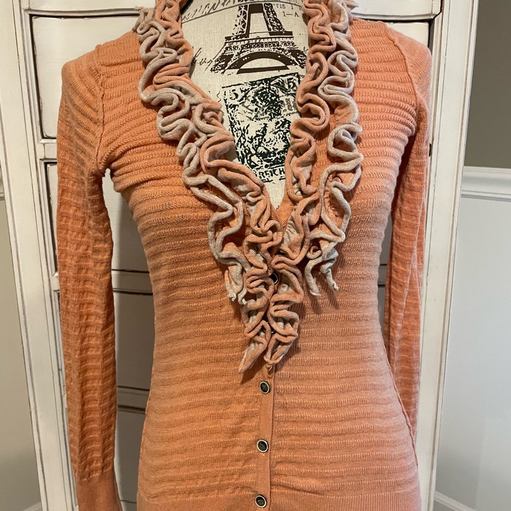 Banana Republic ruffled front button cardigan